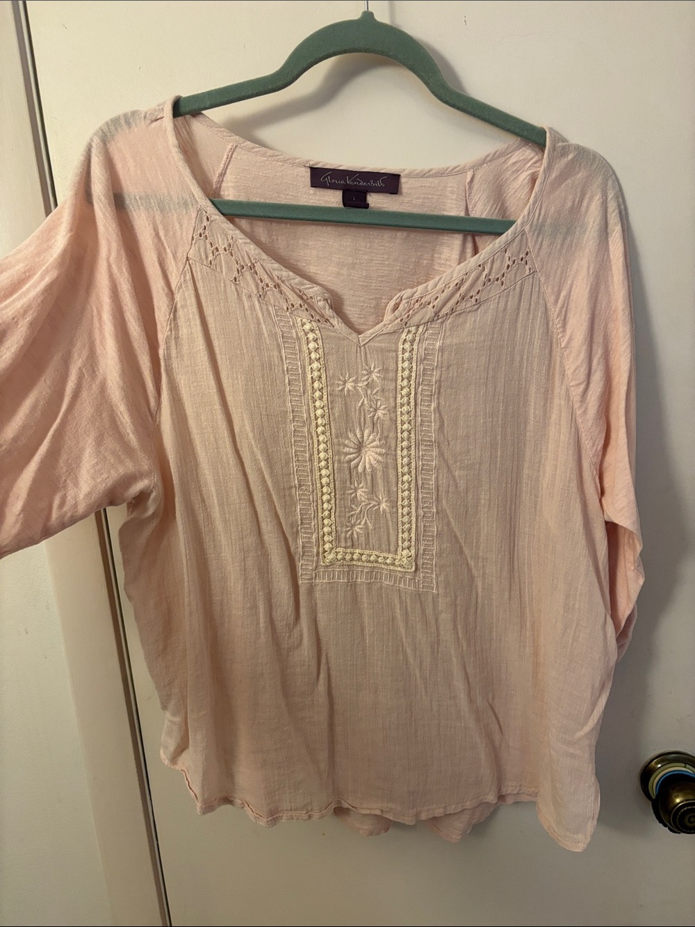 Gloria Vanderbilt Blush Pink Embroidered Peasant Blouse